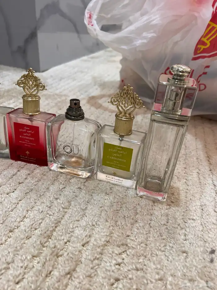 عطر عطور علب زجاج فاضية قابلة للتعبئة معروفه وبعضها غير 2