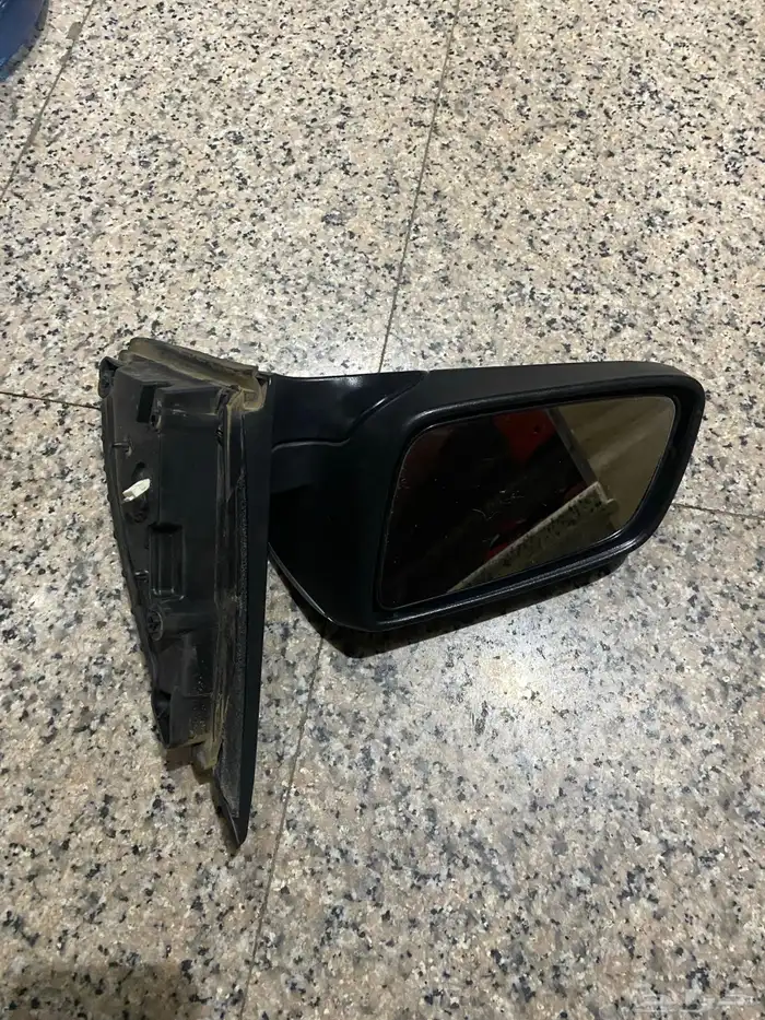 مرايه كابرس نظيفه جهه السائق 2