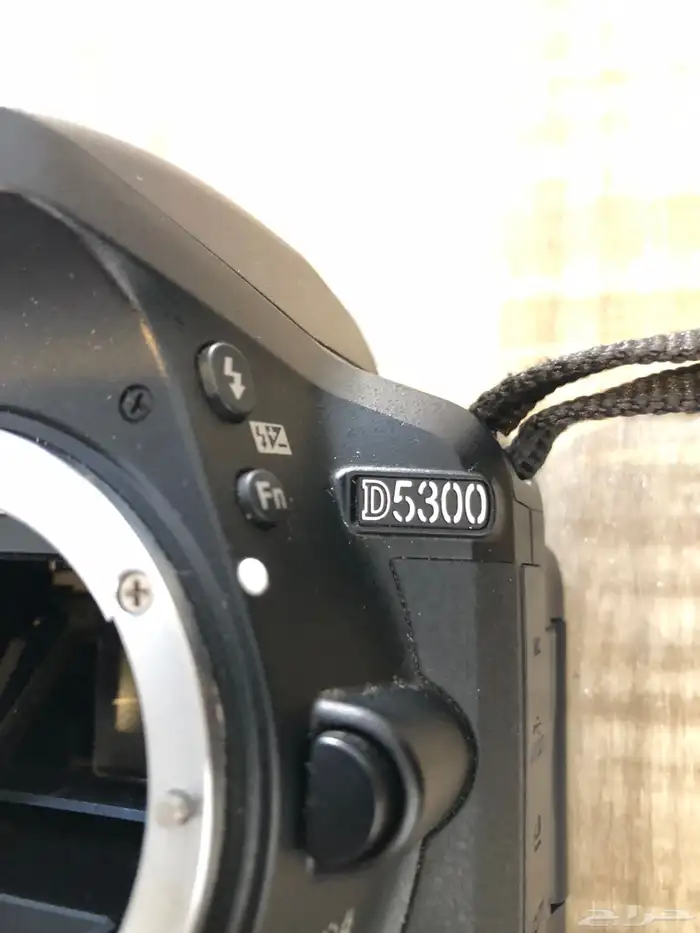 للبيع نيكون D 5300 كاميرا احترافية مستخدمة نظيفة 7