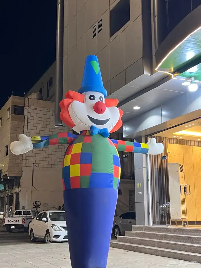 بلونات راقصة وأقواس بلونات للأيجار 3