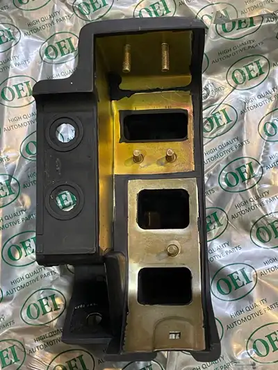 للبيع طقم دعامات صدام خلفي باترول 88-97 2