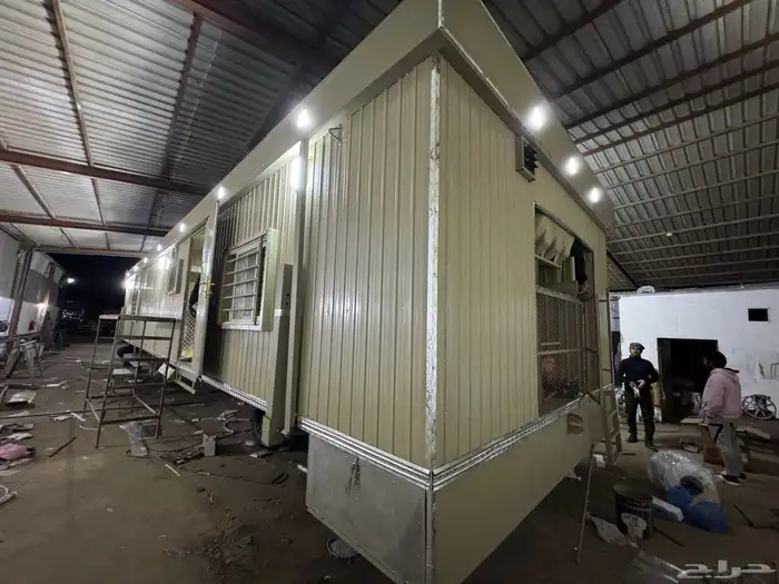 Caravan 13 meter long and 4 meter wide 2