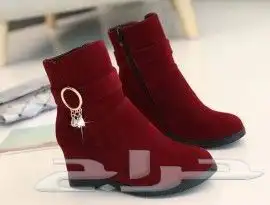 بوتس وأحذية نسائي وبناتي 24