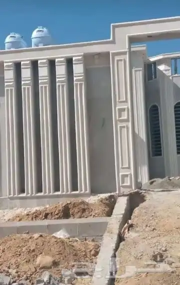 معلم ديكورات خارجيه الاسمنتيه بديل الحجر وكسر الرخام 1