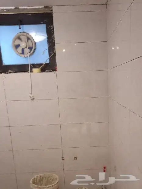 مبلط سراميك بورسلين خبره 10سنين 0