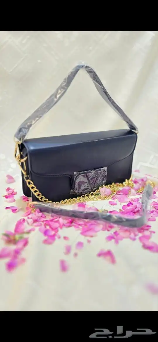 شنط ماركات خامه فخمه باسعار تصفيه 8