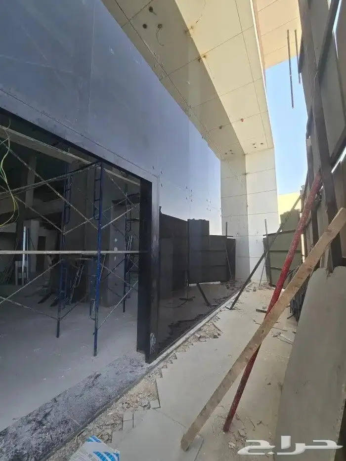 واجهات زجاج سكريت اسود اسبيدر الرياض 2