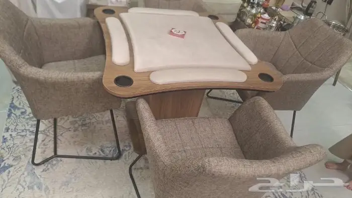 طاولة بلوت ملكية مع كراسي 0