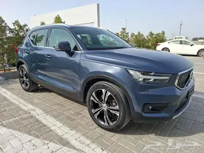 فولفو XC40 2022 دركسيون يمين وارد اليابان نظيفة جدا 2