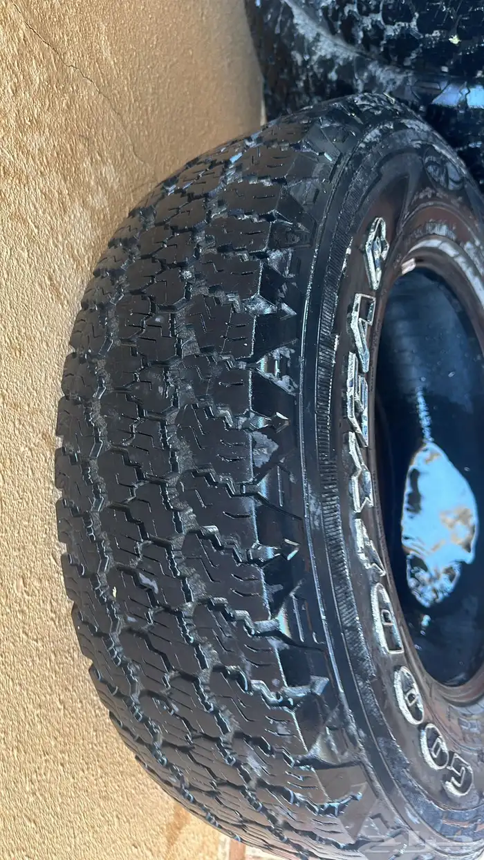 للبيع كفرات مستخدمة نسبة80بالمية نظيفة 5