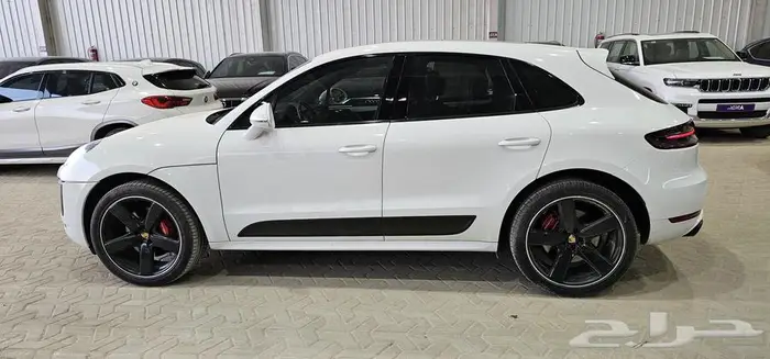 بورش ماكان تيربو موديل 2015 4