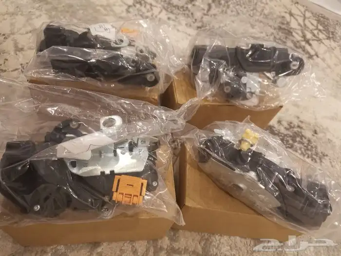 إقفال الأبواب صناعه تايون درجة أولى جميع انواع الجمسات 0