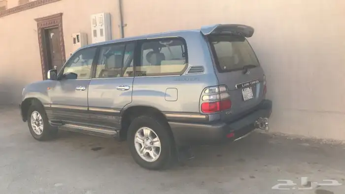 لاندكروزر 2005 بريمي gxr 16