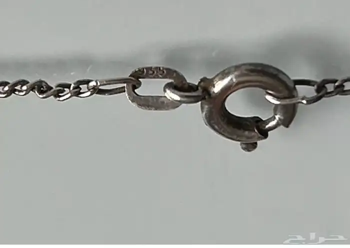 (تم البيع) تعليقة مع سلسال من الفضة بحجر المرجان الأصلي أنتي 7