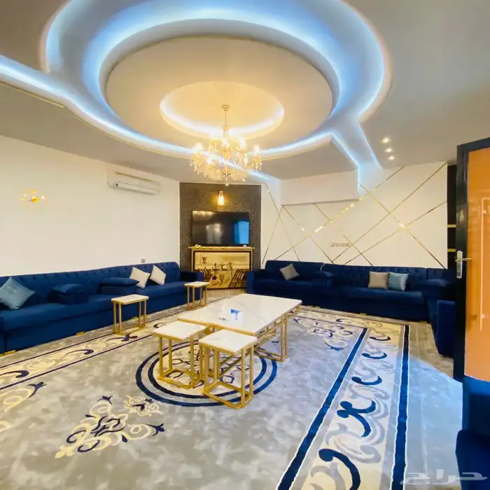 عماره دور وثلاث شقق مؤثثه للبيع 2