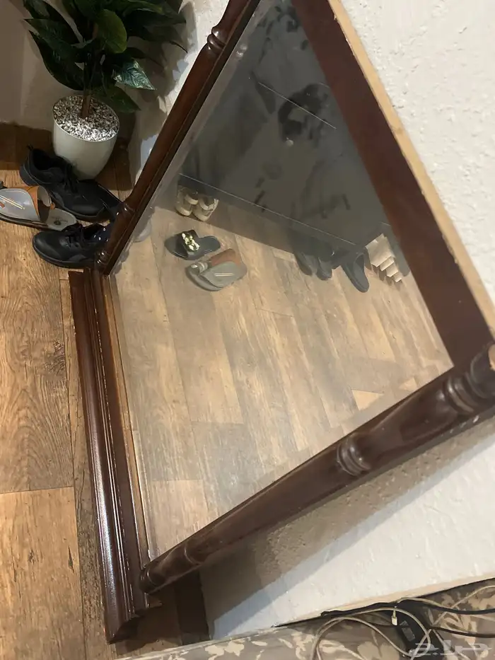 مرايا تسريحة خشبي 1