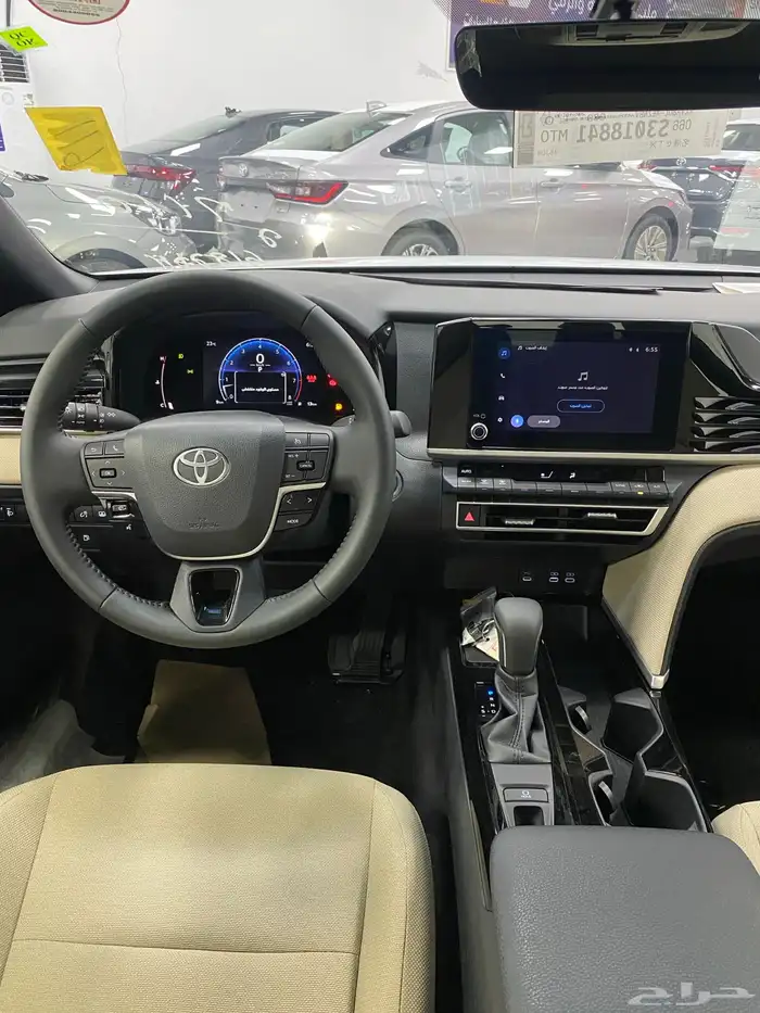 كامرى 2025 نص فل LE بنزين ابيض 10