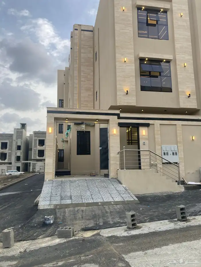 شقق علوية بأرقى موقع ومشروع بحي الضيافة ع طريق ابها الخميس 2