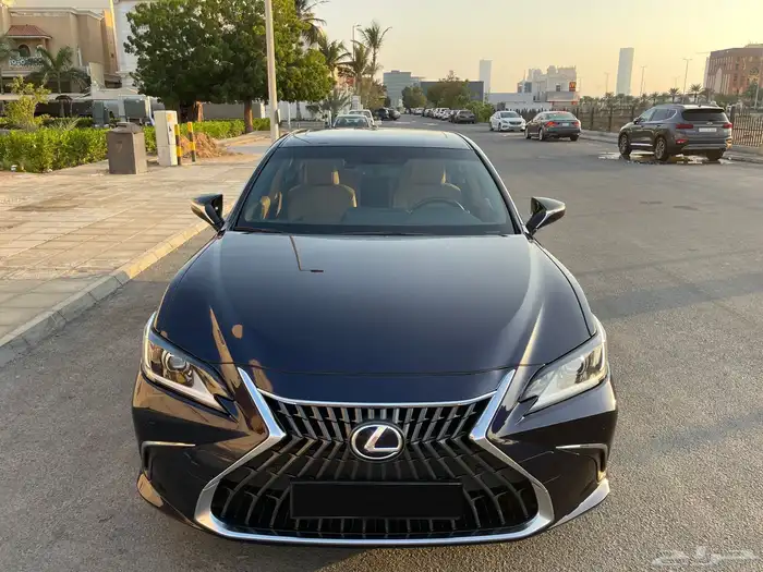 لكزس Es300h الموديل 2022 (تم البيع) 5