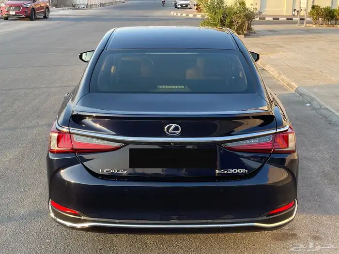 لكزس Es300h الموديل 2022 (تم البيع) 8