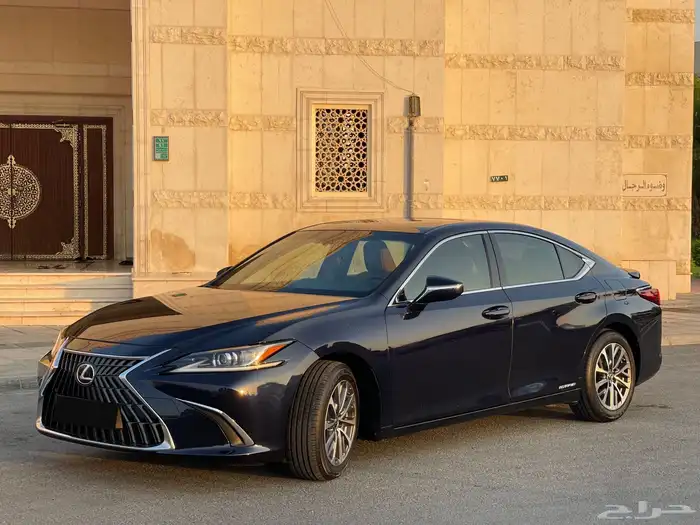 لكزس Es300h الموديل 2022 (تم البيع) 3