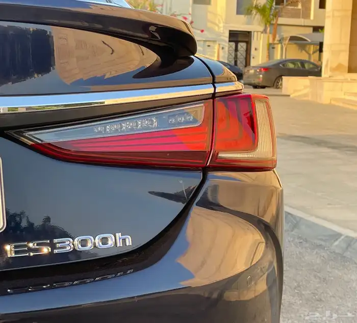 لكزس Es300h الموديل 2022 (تم البيع) 17