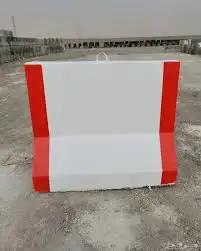 انترلوك و حواجز خرسانية و بلاط اسمنتي و بردورة رصيف 6