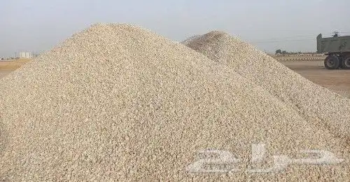 توريد - ترحيل - تشغيل - مواد البسكورس ورمل طين اسفلت 2