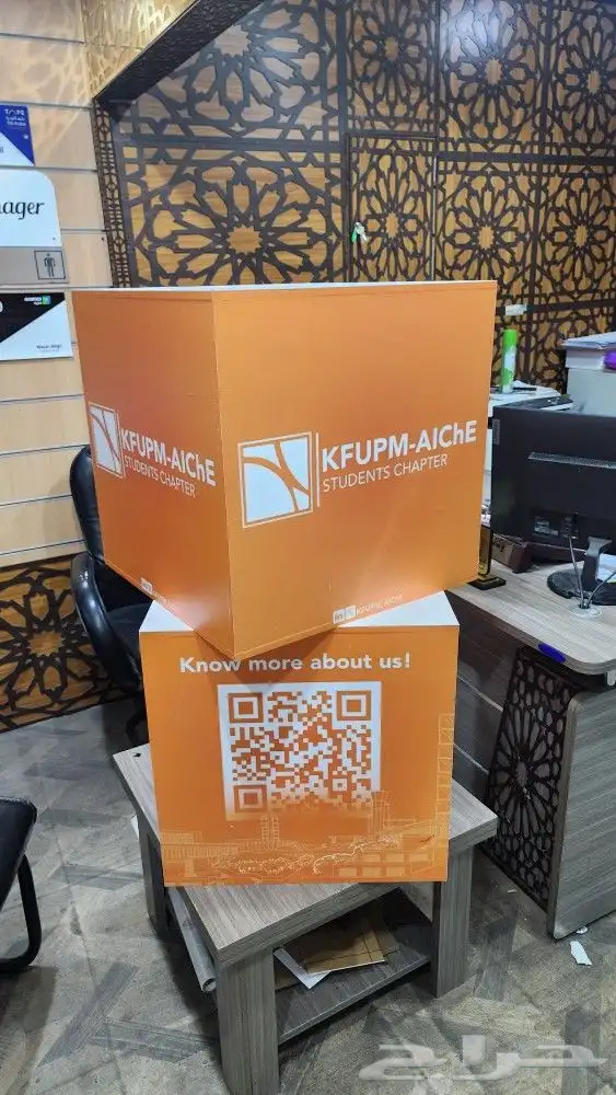 طباعة بوكسات واستيكر واكواب وتقاويم مكتبيه وحائطية 5