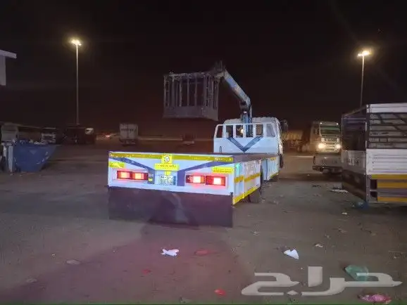 بوم تراك اسيزو موديل 2005 ونش 5 طن ثلاث وصلات متحركه 1
