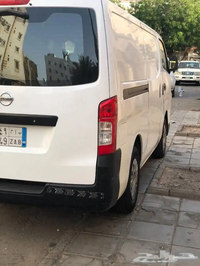 باص بضاعة للايجار للايجار فان توصيل 4