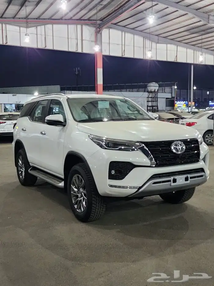 تويوتا فلونشر بنزين Vx3 الموديل 2025 3