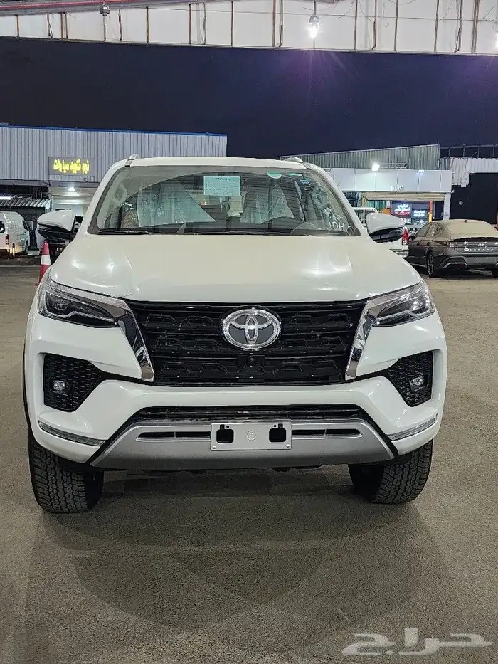 تويوتا فلونشر بنزين Vx3 الموديل 2025 2