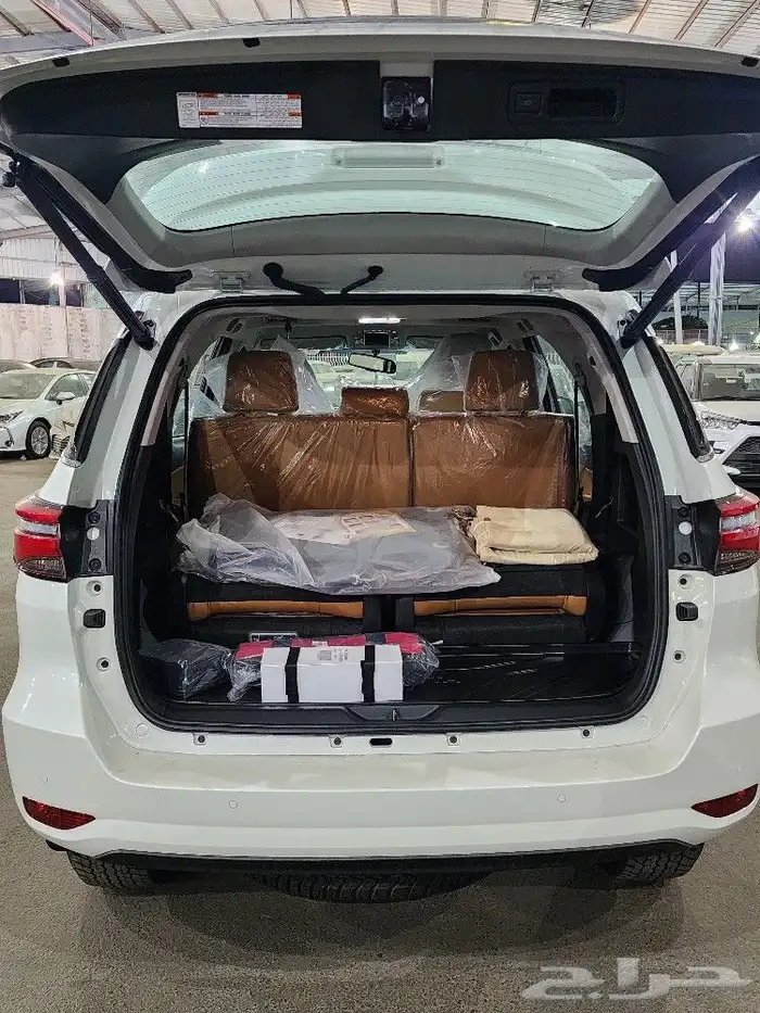 تويوتا فلونشر بنزين Vx3 الموديل 2025 4