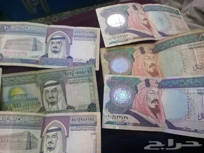 فلوس قديمه الملك عبدالعزيز والملك فهد 0