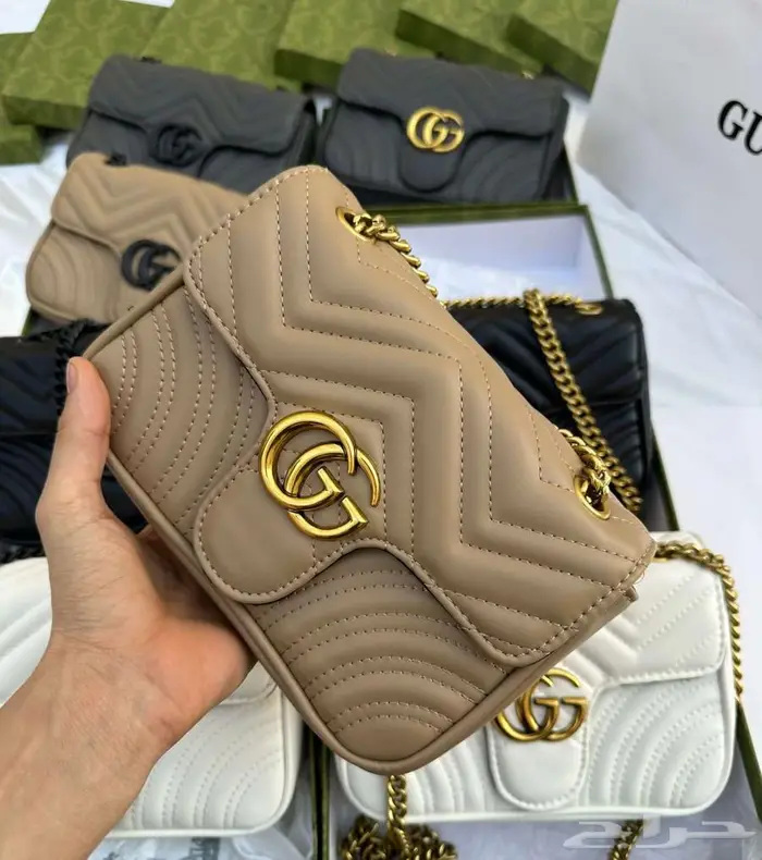 ضبطناك طقم قوتشي فلات جوتشي شنط شوز غوتشي شنطة حذاء GUCCI 21
