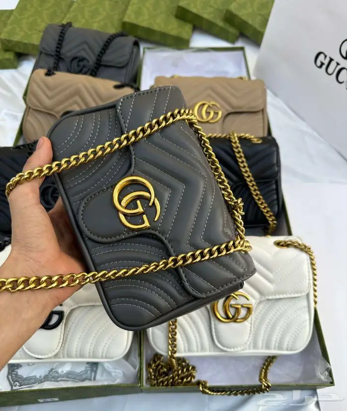 ضبطناك طقم قوتشي فلات جوتشي شنط شوز غوتشي شنطة حذاء GUCCI 18