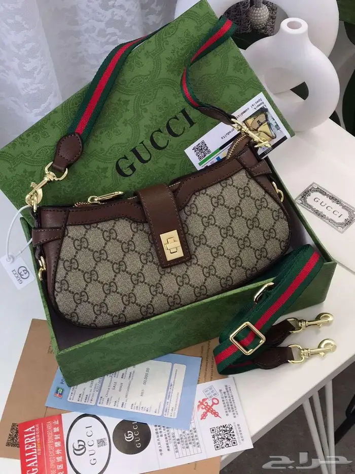 ضبطناك طقم قوتشي فلات جوتشي شنط شوز غوتشي شنطة حذاء GUCCI 9