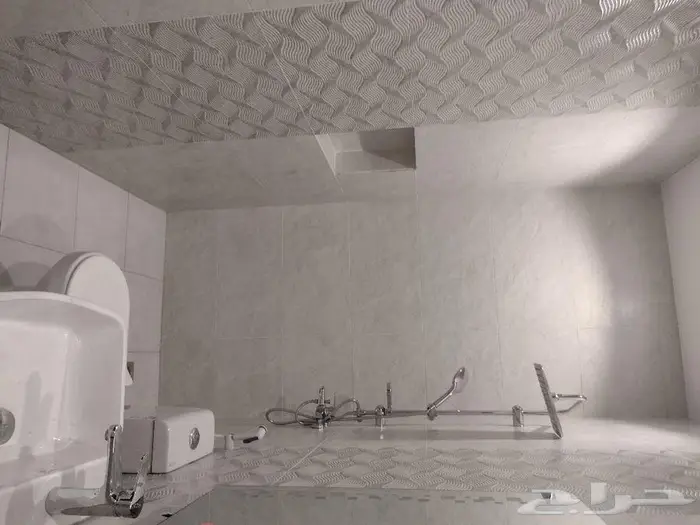 شقة للأيجار حي الريان 3 غرف 3 دورات مياة صالة ومطبخ جديدة 4