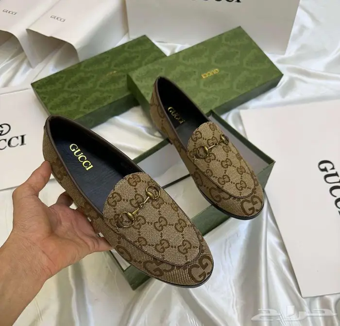 ضبطناك طقم قوتشي فلات جوتشي شنط شوز غوتشي شنطة حذاء GUCCI 17