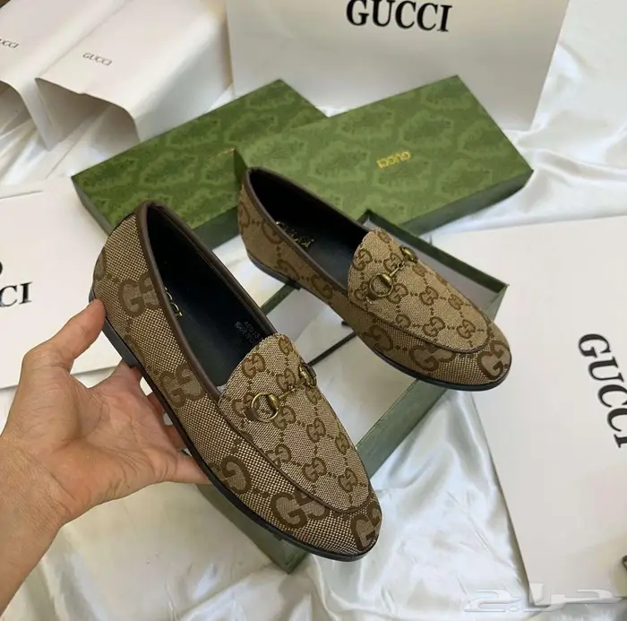 ضبطناك طقم قوتشي فلات جوتشي شنط شوز غوتشي شنطة حذاء GUCCI 16