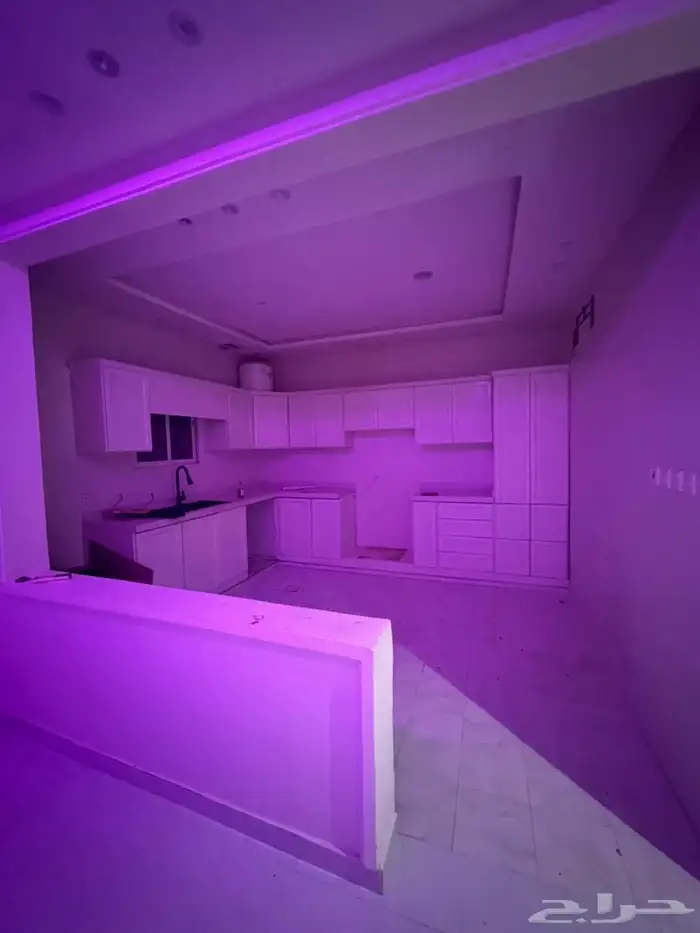 شقق لليجار 18