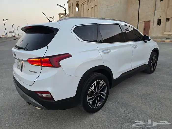 تم البيع سنتافي ديزل دبل سبع مقاعد بنوراما بدي وكالة 12