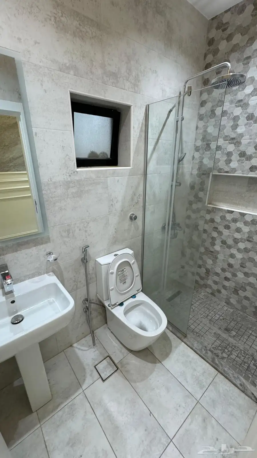 عماره مودرن في النبلاء 13