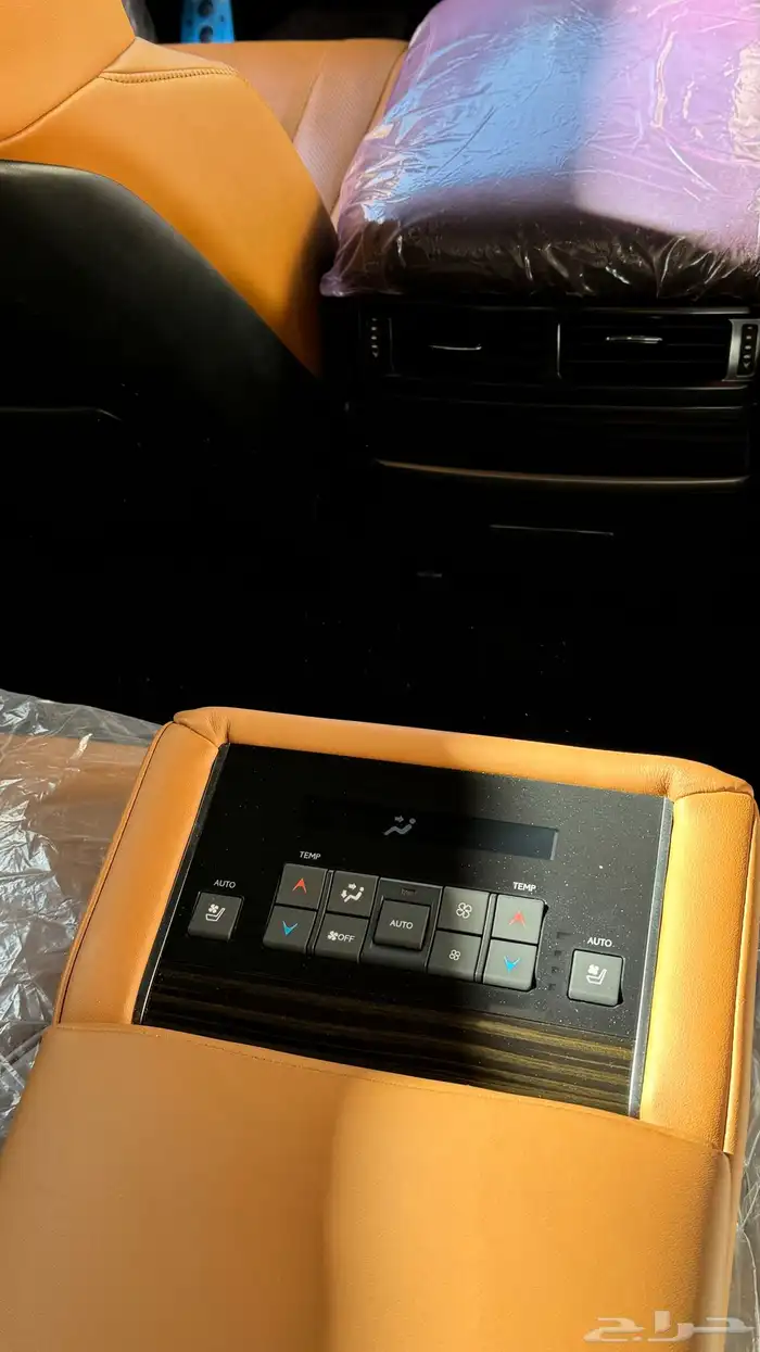 مباع لكزس LX 2021 فل كامل بحالة الوكالة 27