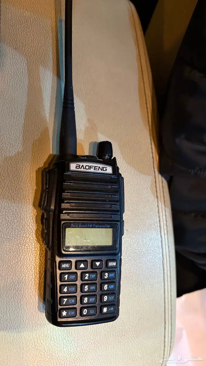 جهاز مكالمات لاسلكي بس مضيع الشاحن حقه 0