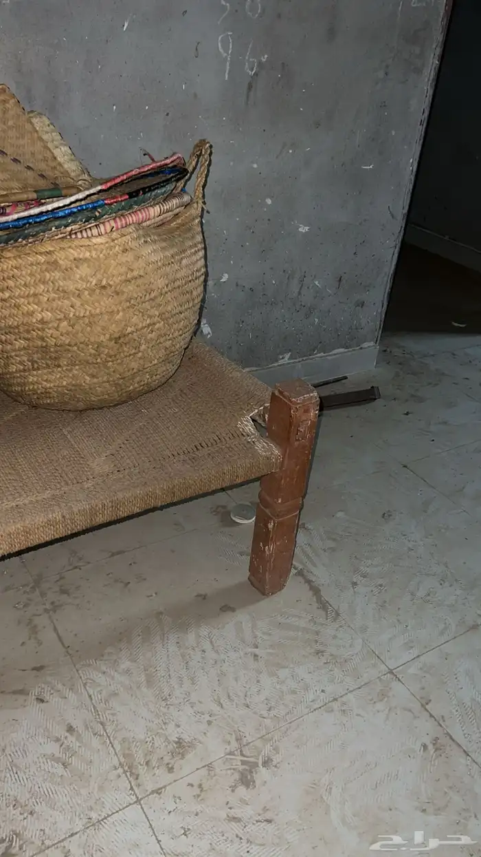 تحف تراثيه وأثرية وفلوس قديمه 57