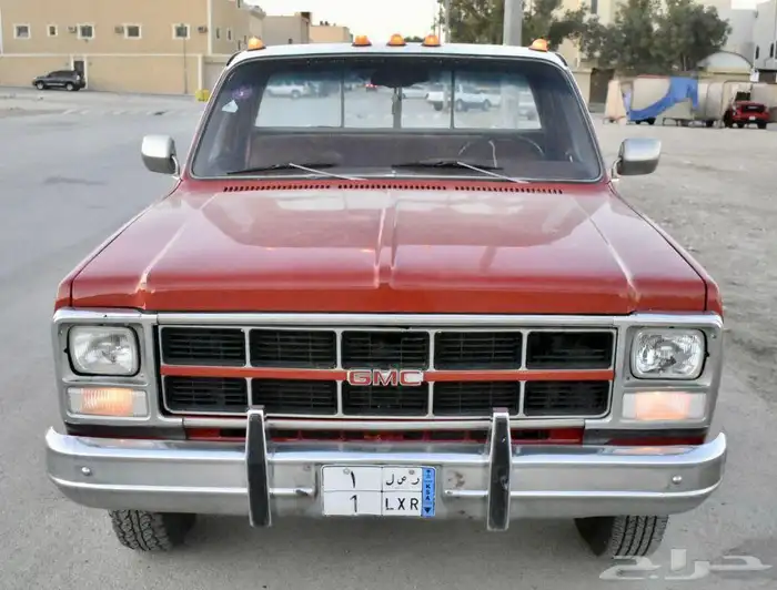 جمس سييرا 1980 احمر مع لوحه ( ر ص ل 1 ) 1