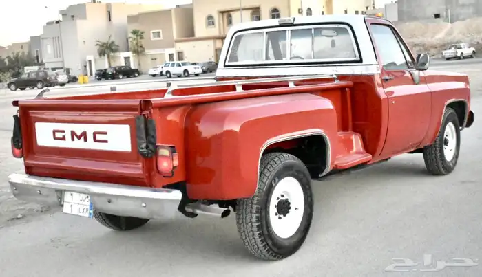 جمس سييرا 1980 احمر مع لوحه ( ر ص ل 1 ) 6