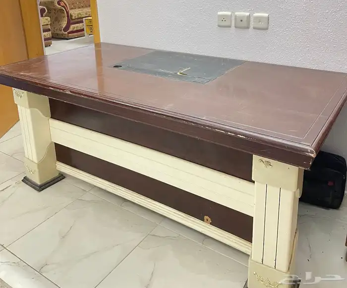 مكتب للبيع 1